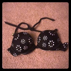 Victoria’s Secret push-up bikini top